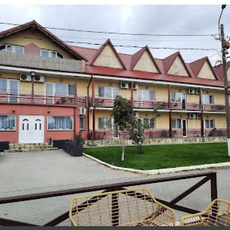 Pensiunea Mila 2 Sulina Ngoại thất bức ảnh