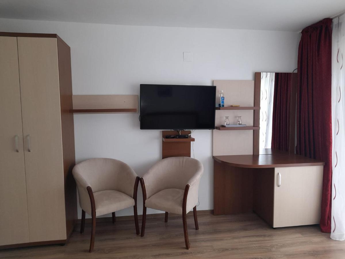 Pensiunea Mila 2 Sulina Ngoại thất bức ảnh